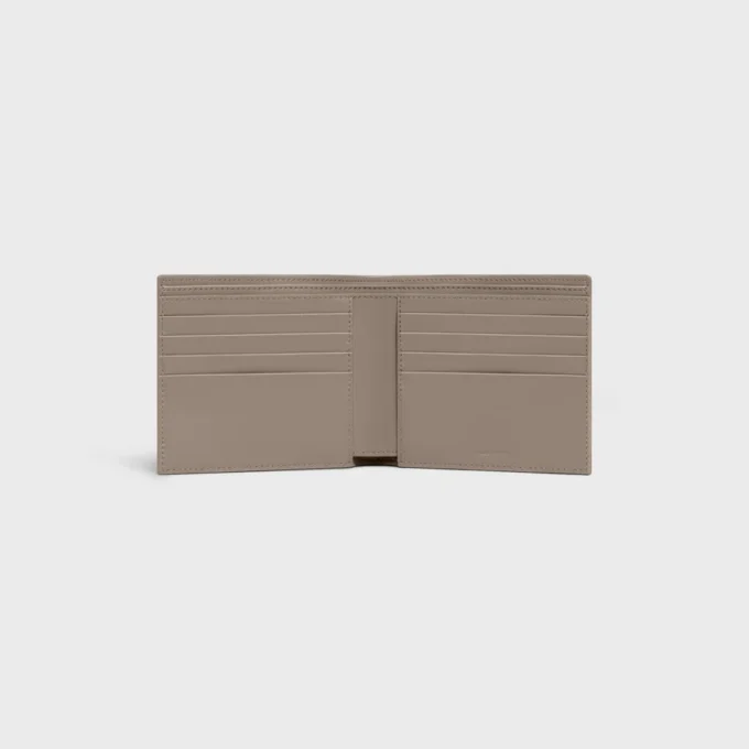 Bi-Fold Card Holder in Grained Calfskin