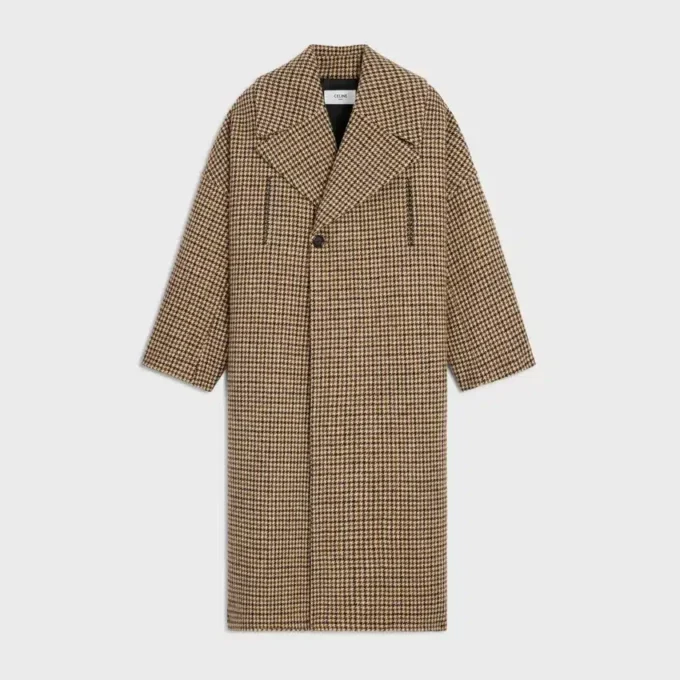 Coat in Houndstooth Wool
