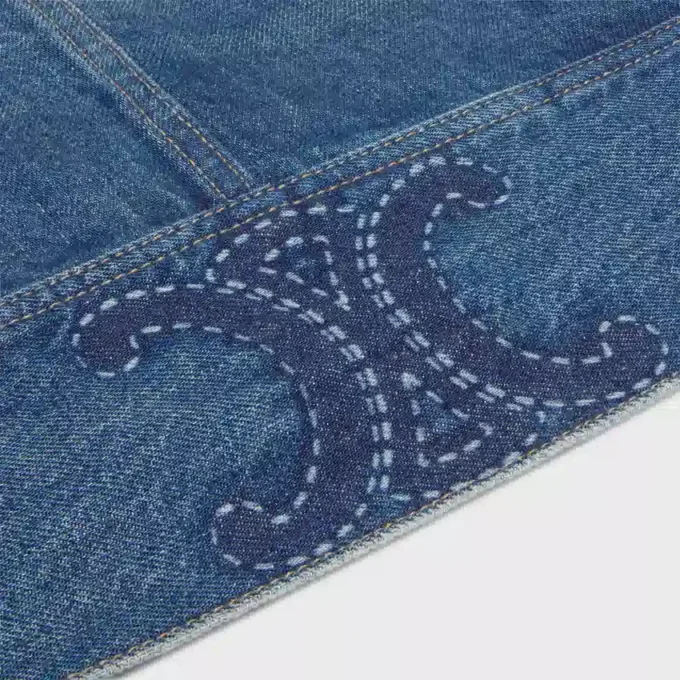 Jacket in Rigid Denim