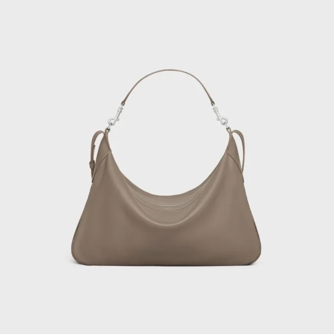 Large Romy in Supple Grained Calfskin