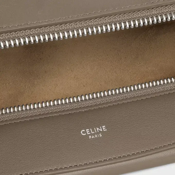 Large Romy in Supple Grained Calfskin