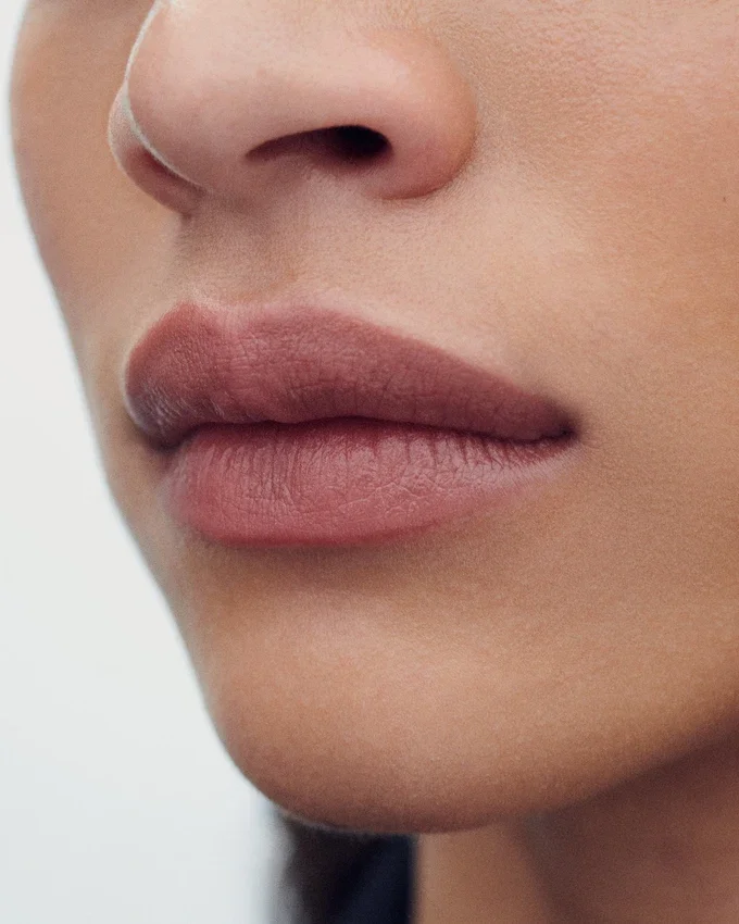 Le Rouge Celine 03 Aliénor – Matte Lip Balm Le Rouge Celine 03 Aliénor – Matte Lip Balm