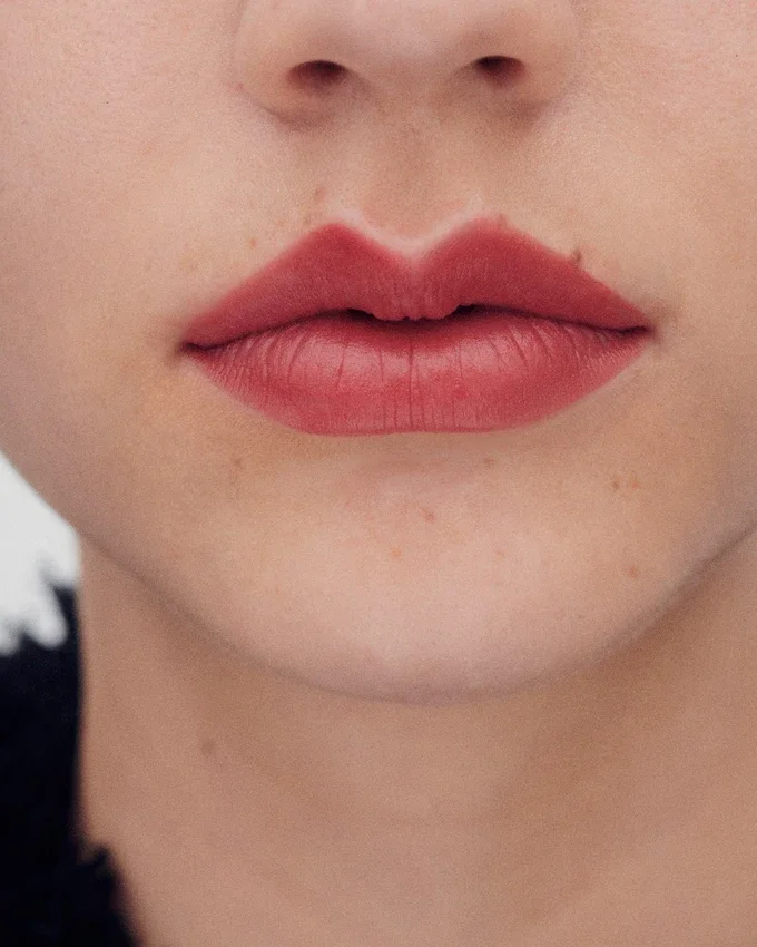 Le Rouge Celine 05 RaphaëLle – Matte Lip Balm Le Rouge Celine 05 RaphaëLle – Matte Lip Balm