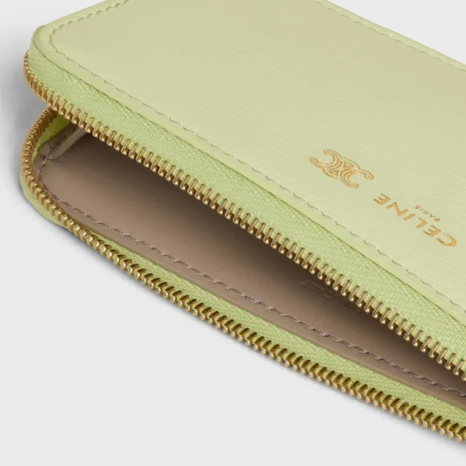 Long Zipped Card Holder in Supple Grained Calfskin
