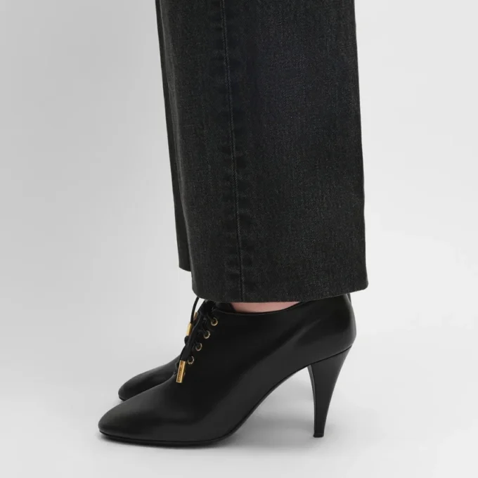 Soft Oxford Lace-Up Heeled Ballerina in Calfskin – Vegetal Tanning