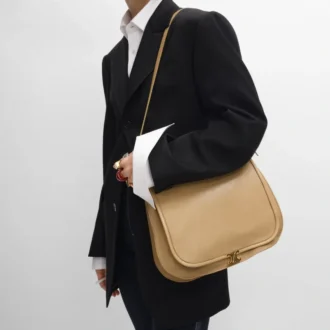 Soft Triomphe Besace in Supple Shiny Lambskin Soft Triomphe Besace in Supple Shiny Lambskin