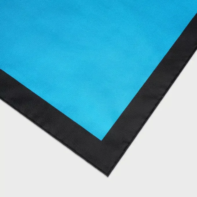 Square in Silk Twill Square in Silk Twill