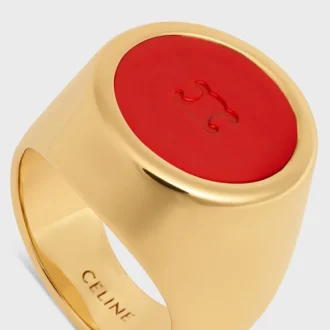 Triomphe Signet Ring in Varnish and Brass with Gold Finish Triomphe Signet Ring in Varnish and Brass with Gold Finish