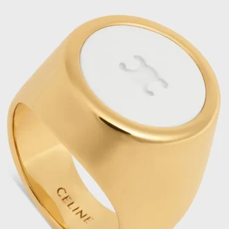 Triomphe Signet Ring in Varnish and Brass with Gold Finish Triomphe Signet Ring in Varnish and Brass with Gold Finish