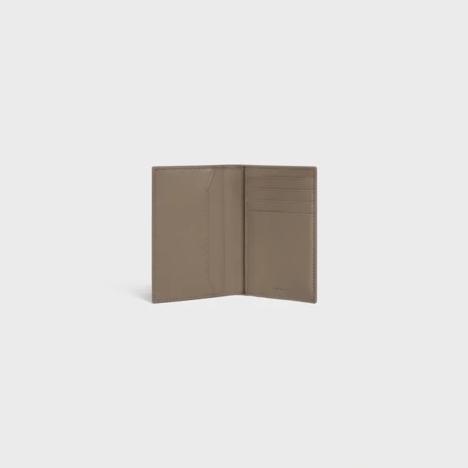 Vertical Card Holder in Grained Calfskin