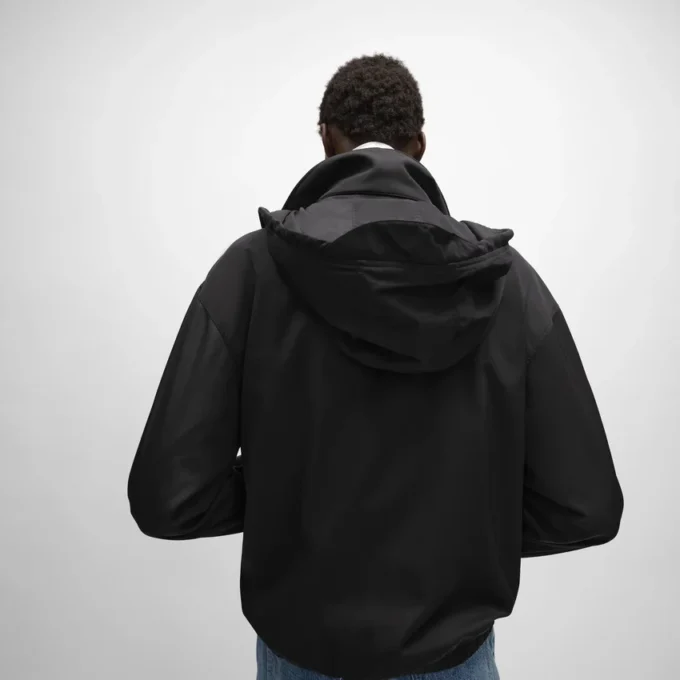 Windbreaker in Nylon Twill