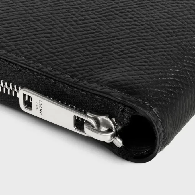 Zipped Bi-Fold Wallet in Grained Calfskin